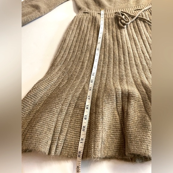 NWT Y2K  MABLE Boho knit midi sweater dress with cut out at lower back.Size L. - Picture 7 of 13